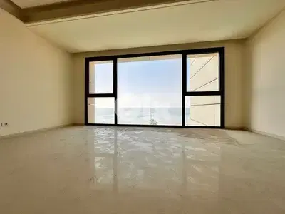 Sea View Apartment For Sale In Ramlet Al-Baydahشقة مطلة على البحر