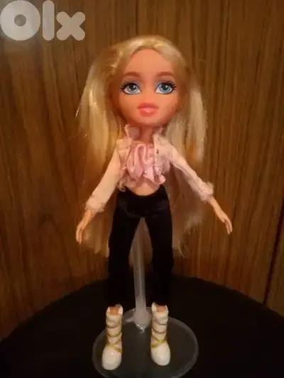 BRATZ CLOE HELLO MY NAME IS DOLL MGA great doll 2017 flexi legs+Boots.