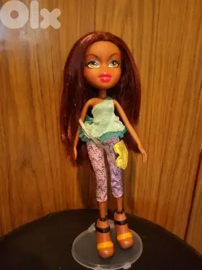 BRATZ HELLO MY NAME IS SACHA 2015 Flexi legs As new doll+Special Shoes