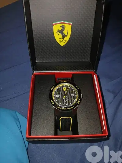 Scuderia ferrari watch