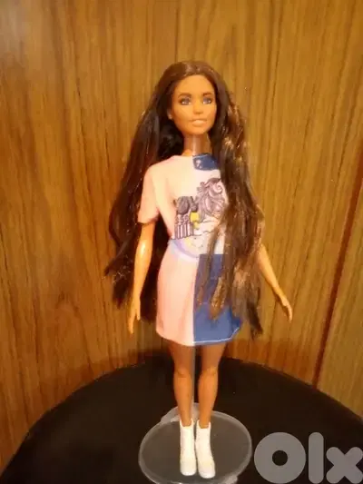 FASHIONISTAS TALL num: 103 Brunette Long hair Complete wear great doll