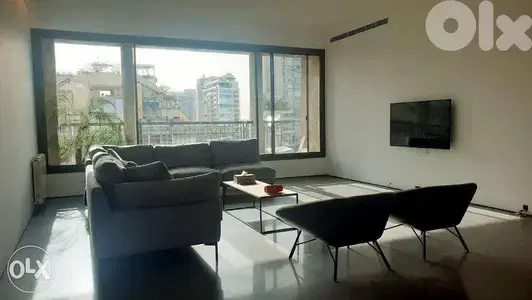 L07550 - Spacious Apartment for Sale in Achrafieh