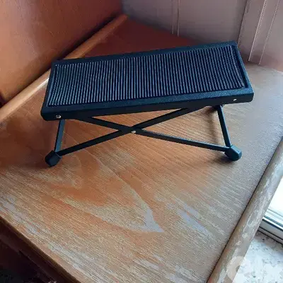 " Stagg " Foot Stool for Guitar & Oud