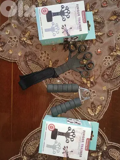 2 Finger trainers and 1 Hand Gripper