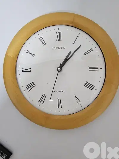 Wooden clock