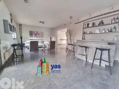 Achrafieh / Care d'or 340m2 | Very Well Maintained | City View | PA |