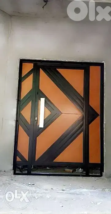 ابواب حديد و خشب موديرن ، تصنيع حسب الطلب