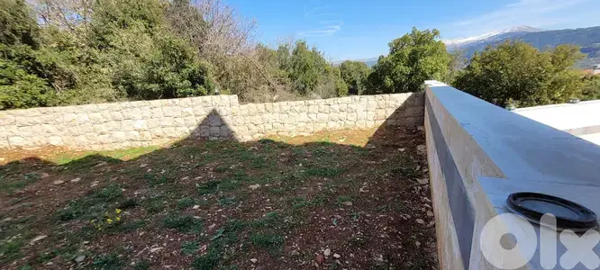 3 bedrom apartment+Garden+View 4 Sale in Baabdat- شقة للبيع في بعبدات