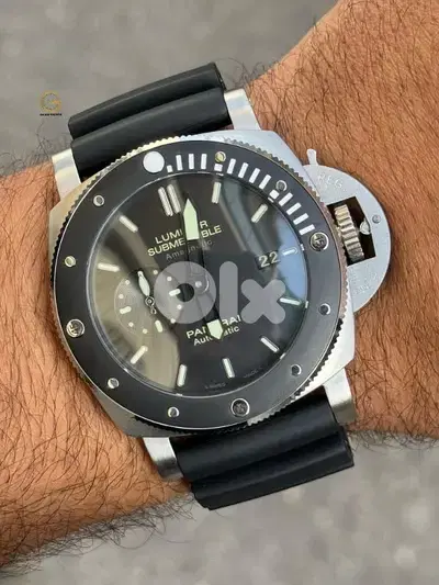 Panerai Luminor Submersible