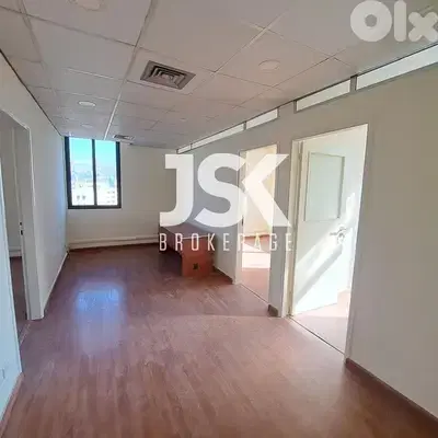L17215 - Office For Rent in Dora on the Highway