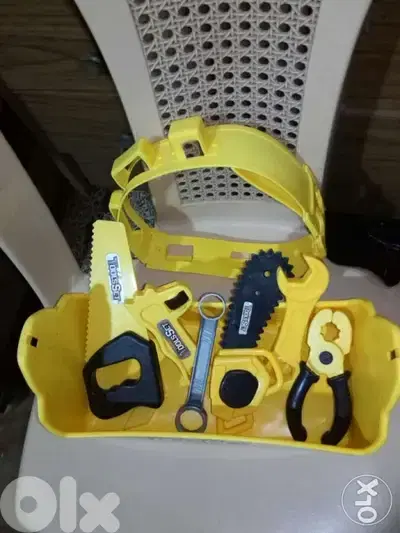 TOOLS SET BOY like new toy from 9 pieces conteins basket +belt=20$