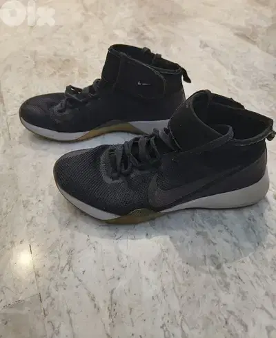 Nike zoom size 37.5