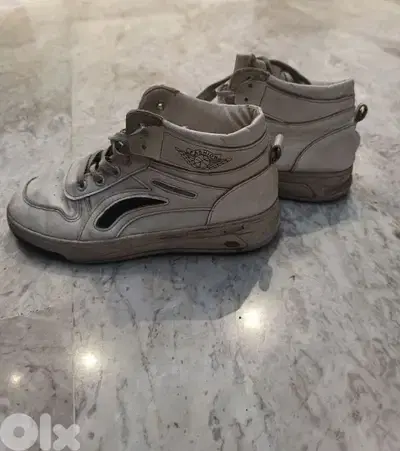 white shoes size 36