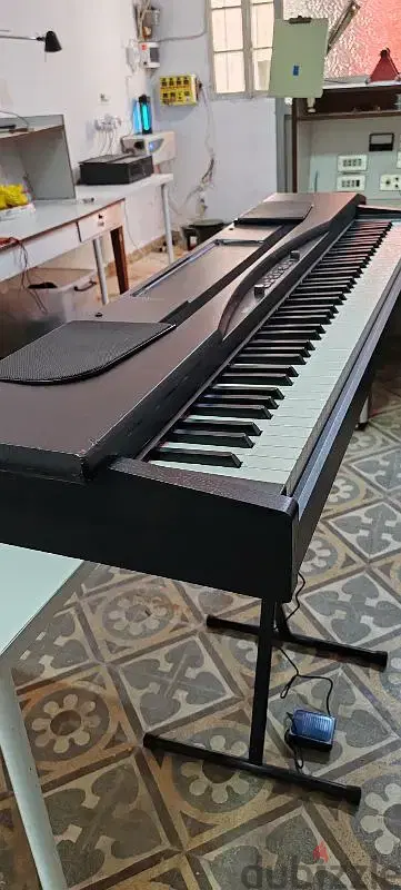 KORG PIANO
