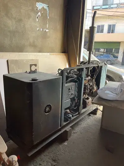مكنات نجارة إيطالية