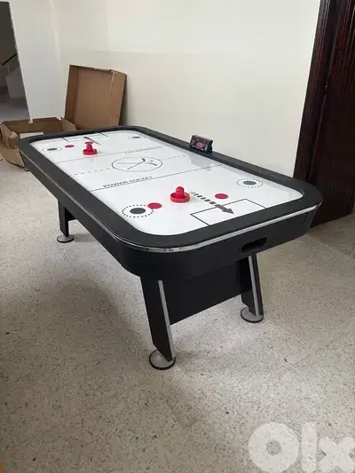 Air Hockey 7 ft with score screen