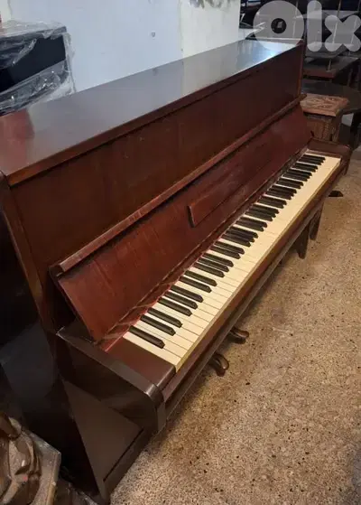 piano بيانو صناعة المانية للعذف رائع جدا ومميز سعر لقطة