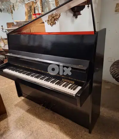 piano Hoffman black colour glossy tuning warranty