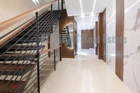 Villa Triplex for Rent | Spacious Garden | Baabda