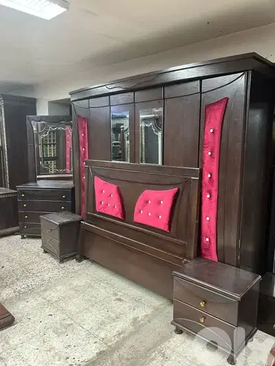 اوضة نوم كتير مرتبة ونظيفة