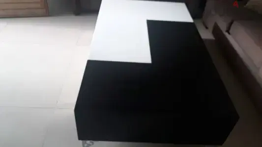 طاولة صالون