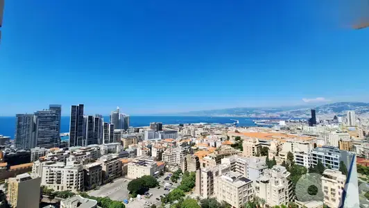 Apartment for sale in bab Idriss/ New/ Spacious / Decorated/ Terrace
