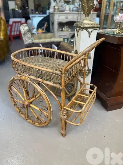 bamboo wheel service table