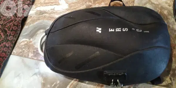 شنطه ضهر مميزه باربعميه الف