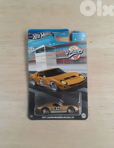 Hot Wheels Vintage Racing Club diecast car model 1;64