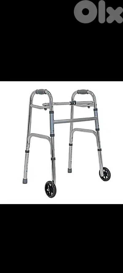 Medical walker with wheels
