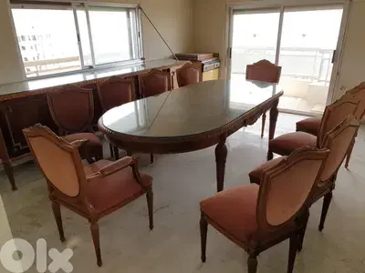 Dining table with bahu