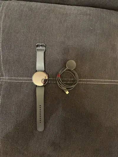 Watch samsung series 5 44mm good condition :