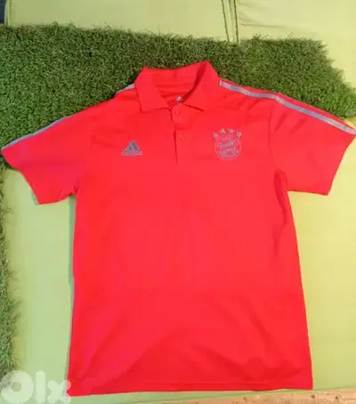 Bayern Munchen football T-shirt (Made in Thailand)
