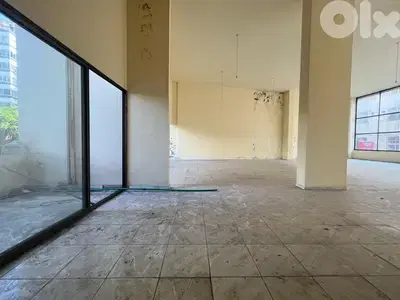 Showroom for Rent in Hamra صالة عرض للإيجار في الحمرا