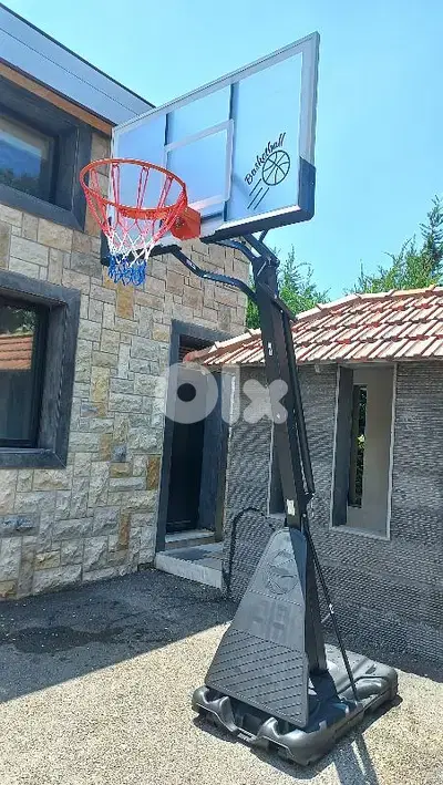 Now 425$ before 600$ hoop basketball stand