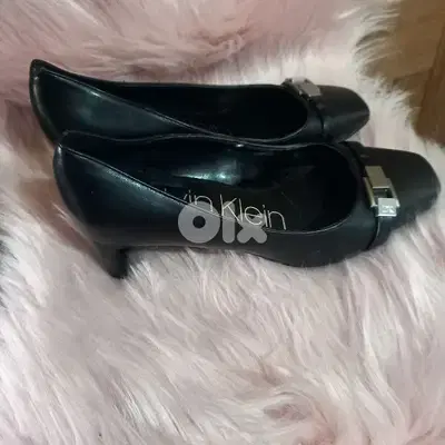 calvin klein size 37