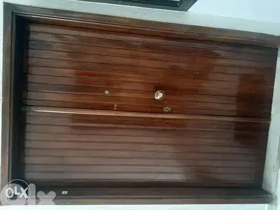 باب مدخل /خشب موغونو / عرض ١٢٥ طول ٢٠٥