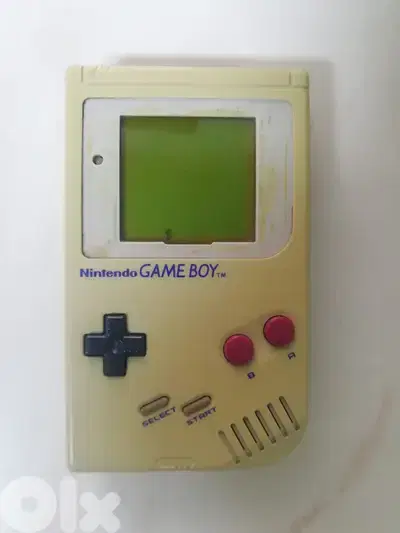 vintage Gameboy fully operational missing front screen protect