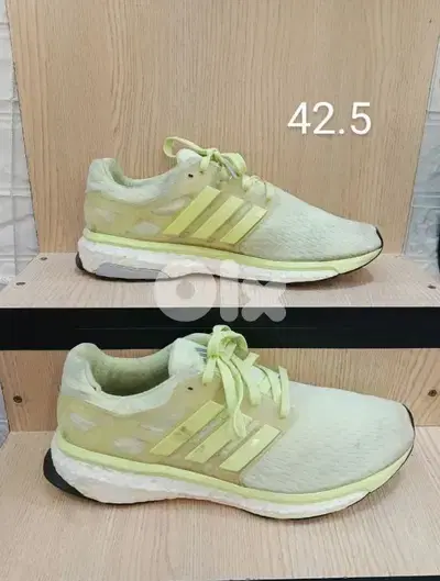 Adidas shoes size 42.5