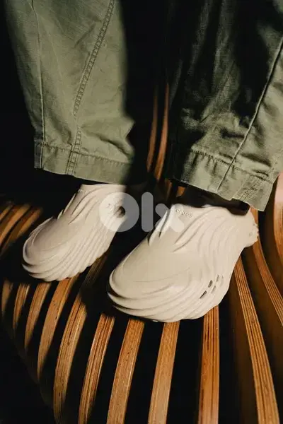 Original Crocs Echo Wave