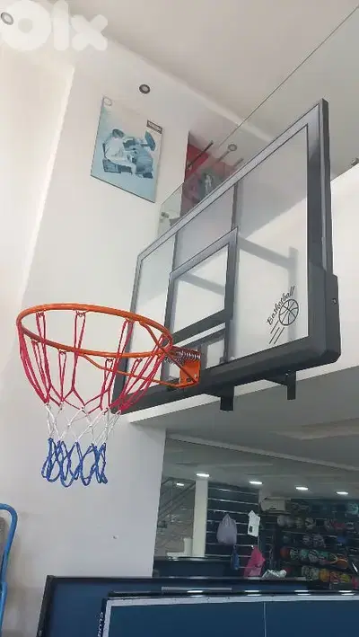 100$ board basketball mounted (110cmx70cm)