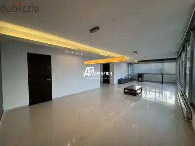 Apartment For Rent in Achrafieh - شقة للأجار في الأشرفية