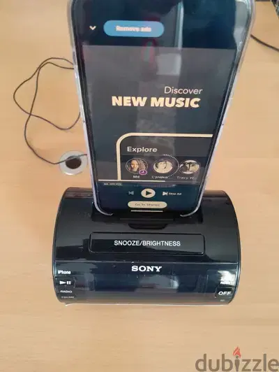 Sony  Dream Machine IPod/ All IPHONES Lightning Radio Alarm Clock.