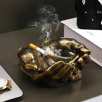 Creative Hand Ashtray – Gothic Decor Holder for Smoking & Display