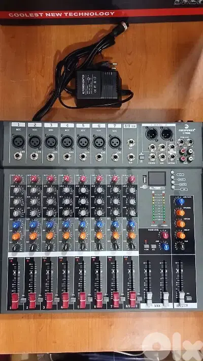 mixer 8 channel,usb,bt,aux,echo, new in box