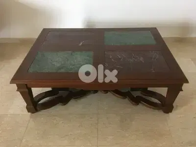 Table Mahogany massif with marble. like new