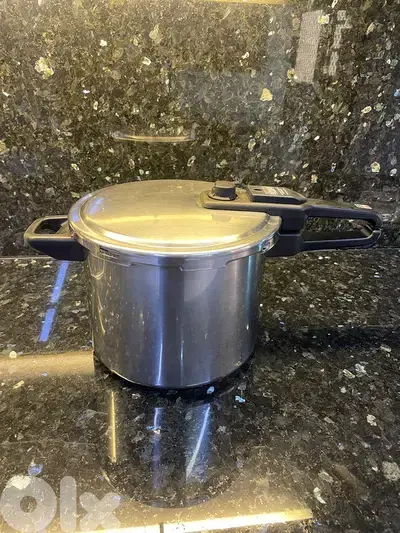 SEB Pressure Cooker 8 Litre