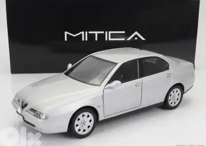 Alfa Romeo 166 2.0 V6 (1998) diecast car model 1;18