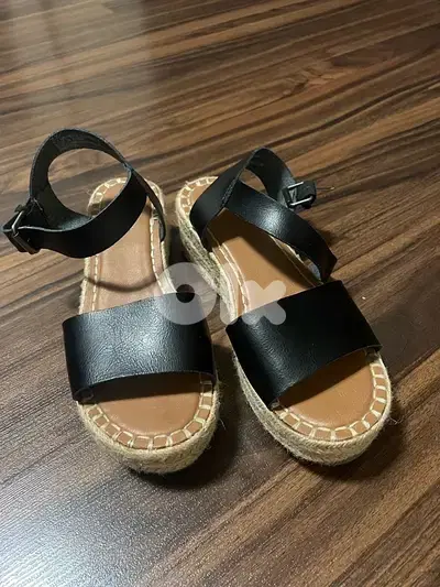 sandal rocky