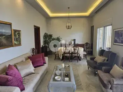 Spacious Apartment in Prime Ain Aar Location For Saleشقة واسعة للبيع ف